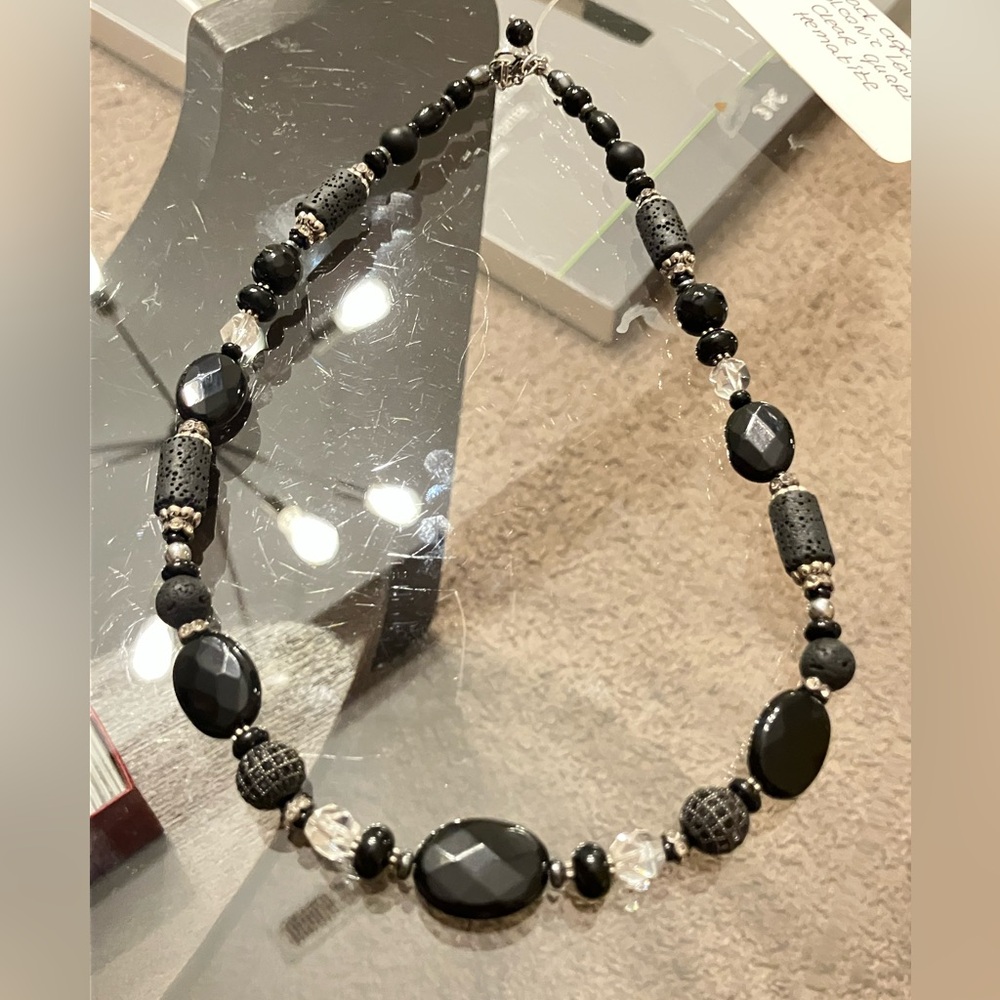 NWT agate clear quartz Necklace